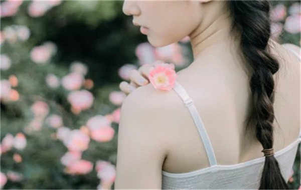 万冲镇香港胎儿多大能鉴定性别(香港抽血验男女预约) 万冲镇香港胎儿多大能鉴定性别(香港抽血验男女预约)